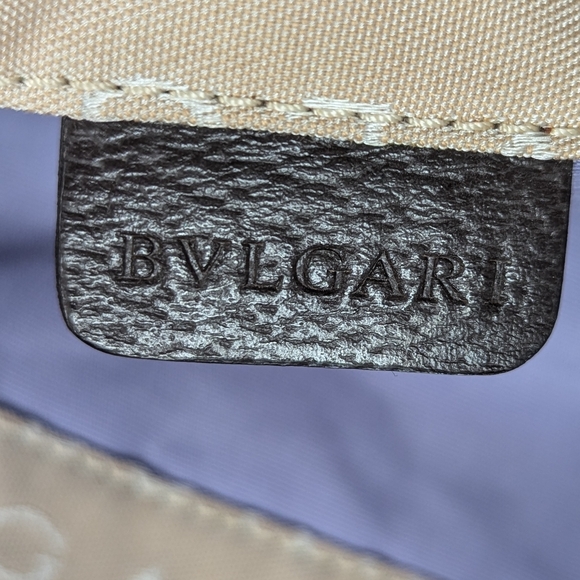 Bvlgari monogram tote with pouch handbag - Picture 9 of 9